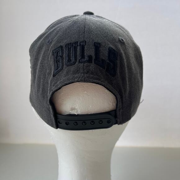 Chicago Bulls Ultra Game Snapback Mens Hat Gray OS Flat Brim Adjustable Cap NBA - Picture 5 of 10